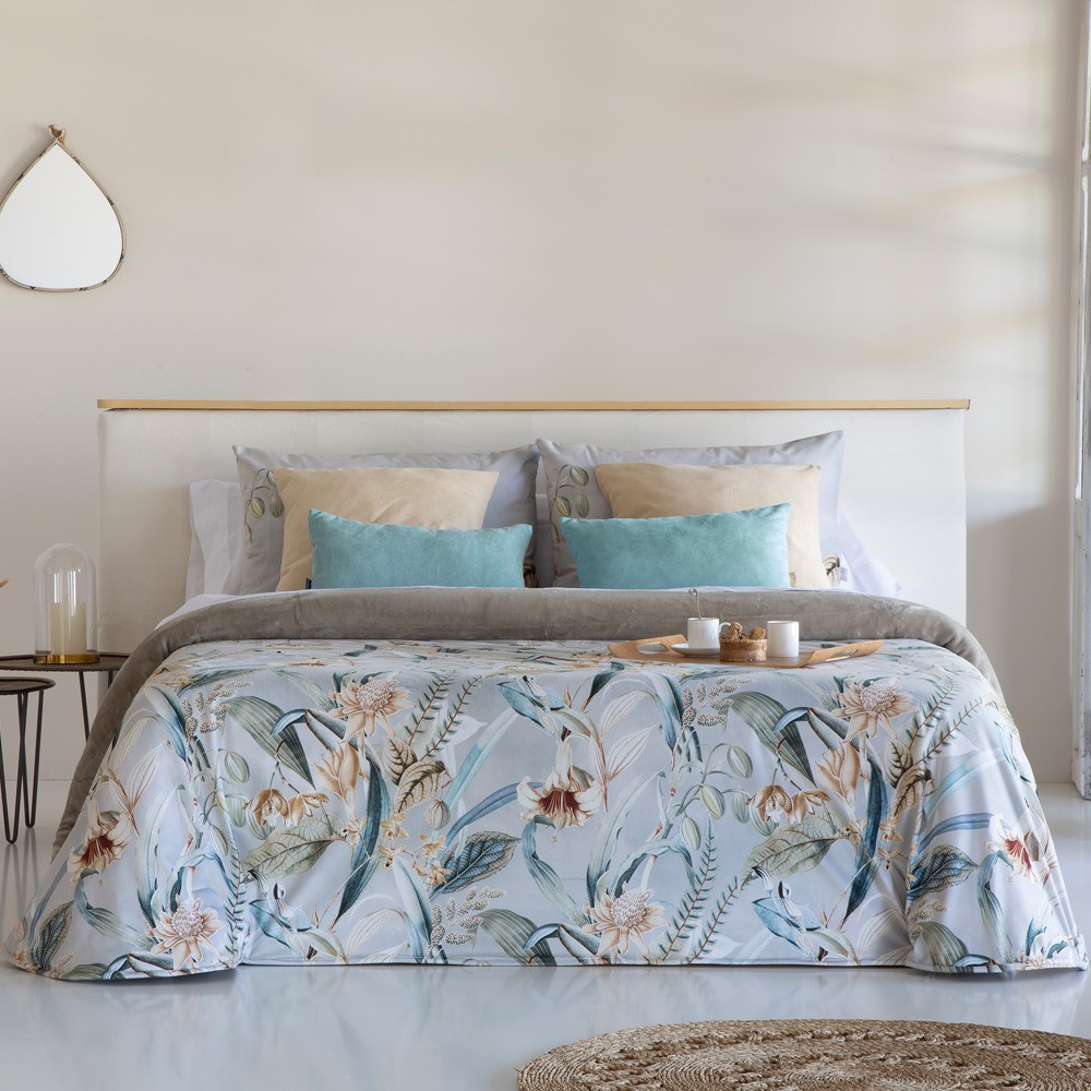 edredon-velour-gamir-tacto-seda Edredón Gamir Azul Cañete - Imagen 1